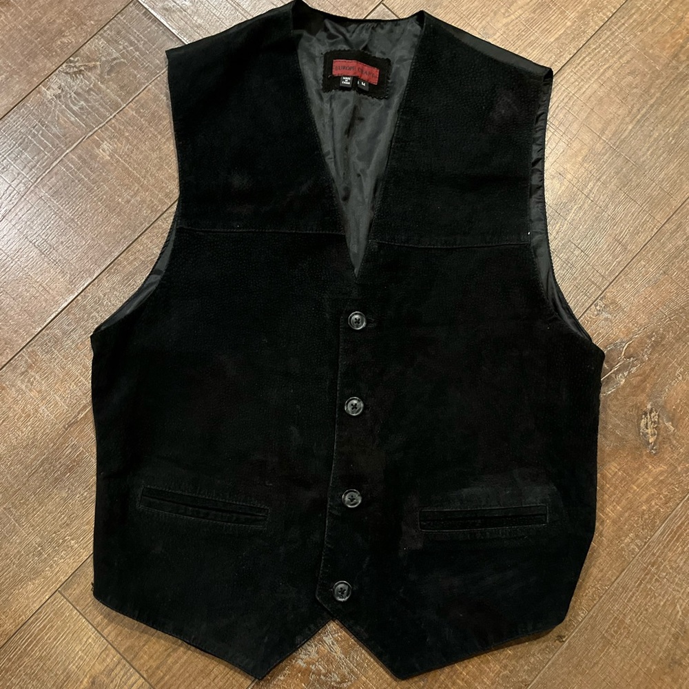 Vintage black suede vest